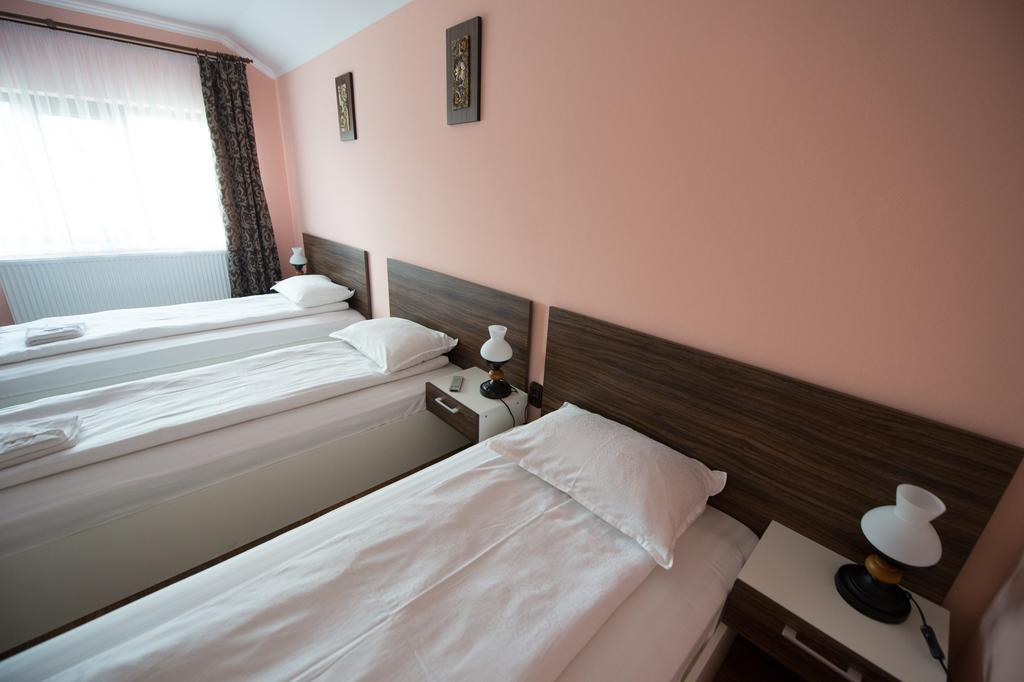 Casa Paveios Hotell Oradea Eksteriør bilde