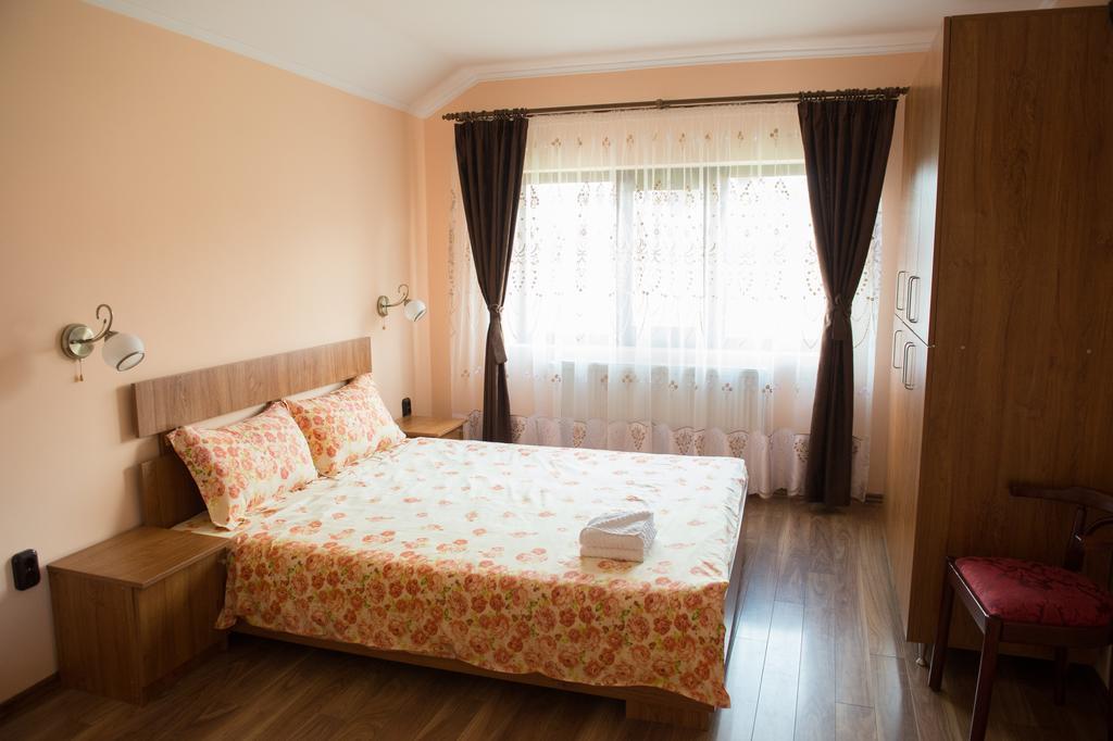 Casa Paveios Hotell Oradea Eksteriør bilde